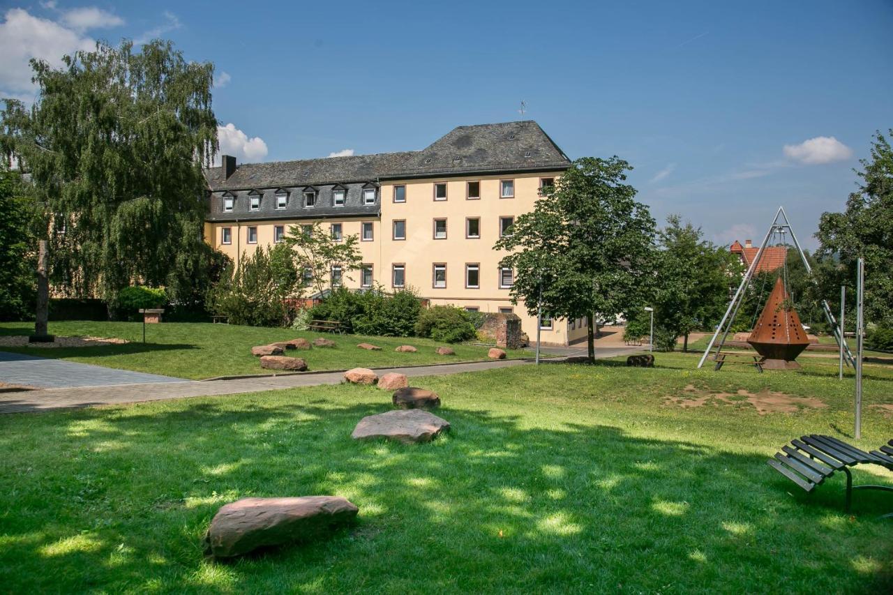 Jugendhaus St. Kilian Vandrehjem Miltenberg Eksteriør billede